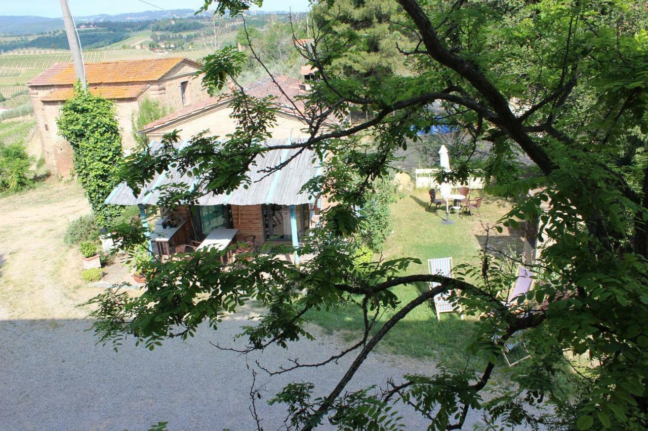 Bio Agriturismo Podere Pretoia Сан Джиминяно Екстериор снимка